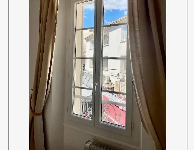 Carousel * أنتيب